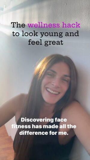 Elisa Sednaoui Instagram - I discovered face fitness with Bovisaj in 2020 and it’s made all the difference in taking care of my face and skin from the passage of time. 

Their holistic techniques and routines are available now for us to do anytime, anywhere. 

Go check it out at www.bovisaj.com ✨✨

#thatBOVISAJglow
