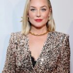 Elisabeth Röhm Instagram - It’s that time of year! 🎄❤️🌟 Loved celebrating the holidays with @lifetimetv @stacyreamand last night! Stylist @style_byjordan 👗 @badgleymischka 👠 @ingiliz_official Wishing you all a wonderful holiday season! And a lot of Christmas miracles ✨