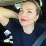 Elisabeth Röhm Instagram - Happy Monday ❤️💋💄