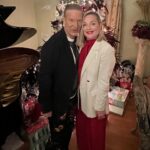 Elisabeth Röhm Instagram - Oh how I live for this JOY every year @lashfary ✨⚡️⭐️ Celebrating your birthday is tradition. I love it! I love you! I love Christmas! I love how you surround us with Christmas carols on your Bday. I love how you love us and bring together old friends and new. I love your food. Can we do this again next year? Oh, good!! 🔥💥🌈 Here’s to my ride or die and another year around the sun. Lucky me that I met you when I moved to LA at 23. ❤️🍾💋🥰☀️