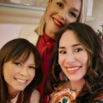 Elisabeth Röhm Instagram - Oh how I live for this JOY every year @lashfary ✨⚡️⭐️ Celebrating your birthday is tradition. I love it! I love you! I love Christmas! I love how you surround us with Christmas carols on your Bday. I love how you love us and bring together old friends and new. I love your food. Can we do this again next year? Oh, good!! 🔥💥🌈 Here’s to my ride or die and another year around the sun. Lucky me that I met you when I moved to LA at 23. ❤️🍾💋🥰☀️
