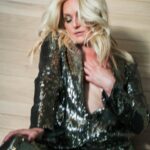 Elisabeth Röhm Instagram - 🔥 🧊 @kimberlymetzstudio
