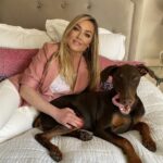 Elisabeth Röhm Instagram - Happy Sunday 🦄🦋