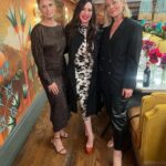 Elisabeth Röhm Instagram - Loved celebrating @veronicabeard @allisonaston And their West Coast presence today at the lovely @olivetta w @lowelteroth 💖🥂