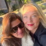 Elisabeth Röhm Instagram - Love puddle @braveandmaiden w my peeps @glatzerama @robbiebrenner @michaelmerriman 🍁🌼🍂🌾