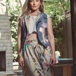 Elisabeth Röhm Instagram - Had such a good time shooting this ICON feature in Santa Monica @wingmanmagazine And thanks @michaeladler77 ✨ Thanks for featuring me ❤️ #fashion #photography #losangeles