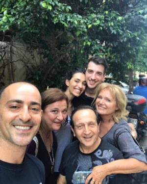 Elisavet Konstantinidou Instagram - Ψηφίζουμε οι ηθοποιοί.......
