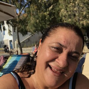 Elisavet Konstantinidou Instagram - Μπάνιο Οκτώβρη τέλος ειμαι πολύ χαρούμενη!