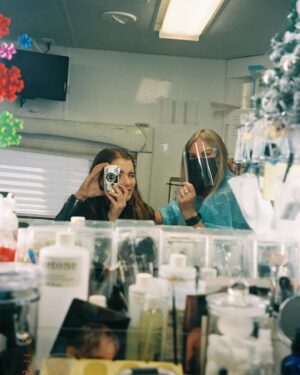 Elise Eberle Instagram - If I saw this picture in 2019, I’d be very very confused. Shameless SEASON 11