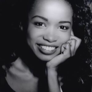 Elise Neal Instagram - It has been a minute !! Well I missed a few things being out sick .One was the @sagawards This Memphis girl who dared to dream of a life in entertainment , got my @sagaftra card back in 1989 !! While living in NYC ( after booking a commercial - I ended up doing 50) 
This was my 1st headshot once I decided to give LA - and being an actress a shot . I think it turned out ok 😉 #followyourdreams #keepdreaming 💫  #Rosewood  #seaquest  #thehughleys #paidinfull #allofus #moneytalks #Logan #hustleandflow 
#theblackhamptons & about 200 more credits #sagaftramember  #memphis #BIGMEMPHIS #swipe