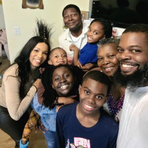 Elise Neal Instagram - GRATEFUL 🙏🏼 FOR  THEM♥️
#happythanksgivng  everyone!