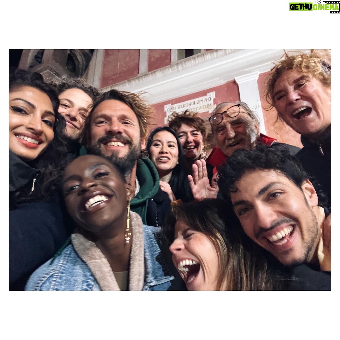 Elise Schaap - 4.8K Likes - Wat een onvergetelijk feest om op een vulkaan te mogen filmen. Een van de mooiste filmavonturen tot nu toe. Ik ben nu al mega trots op #strombolidefilm Dank lieve cast en crew voor deze heerlijke bubbel. Ik ga jullie missen❤️