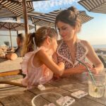Elise Schaap Instagram – ⛱