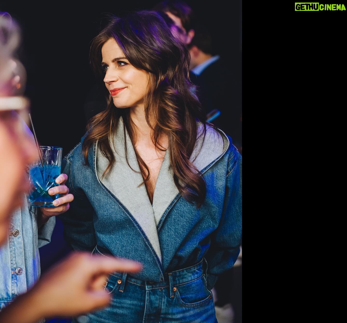 Elise Schaap Instagram - Exciting new projects are on the way ✨ @primevideonl 💙 📸 Jelle Draper