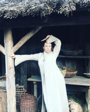 Eliza Butterworth Instagram - Flossing into the week like…..👵🏻💫 #sexysaxons #crossflossing #yeoldeyoga #cabbagecardio #thelastkingdom #season5