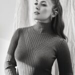 Eliza Butterworth Instagram – Turtleneck season has officially commenced ❄️🐢❄️ #wrapupwarm #tunamayowrap #wrappingallovertheworld #whataloadofwrap #wrapqueen #keepitunderwraps #bubblewrap #thatsawrap