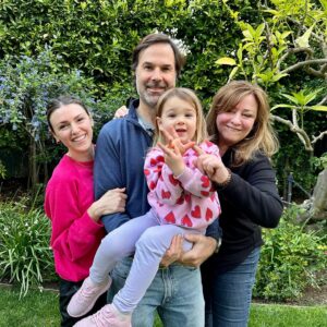 Actress Elizabeth Hendrickson HD Instagram Photos and Wallpapers May 2024