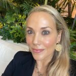 Elizabeth Berkley Instagram - Tampa 90s con photo dump… 🌴each one needs no explanation 🤣🤣🤣❤️❤️#friendsforever #buddybands #malibusands #iykyk #friends #friendship #reunion