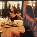 Elizabeth Berkley Instagram - Things you come across on a rainy day… one of the great memories so far making movies has to be #anygivensunday with the amazing #AlPacino. They say never get too close to your heroes-they will disappoint. That couldn’t be further from the truth with this one.. a true gem. #grateful 🎬🎥❤️