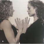 Elizabeth Berkley Instagram - Gentle reminder this morning 9am PST my dearest @seanecorn is leading us in the most soul nourishing yoga, breathing and prayer today and every Sunday until this quarantine is over. Give yourself this gift of taking time if you can... it will be saved for 24 hours too on @seanecorn insta 🙏🏼🙏🏼✨✨❤️❤️❤️👯‍♀️#sisters #love #light #peace #heart #life ps this photo was in dear @taraguber book #contactyoga 📸:@normanseefstudio