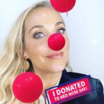 Elizabeth Berkley Instagram - #NosesOn everyone! I'm SO excited to partner with @Walgreens to share the iconic Red Nose filter to celebrate Red Nose Day! ❤️🙏🏼 Get yours by donating ANY AMOUNT on the #myWalgreens app, in-stores at checkout, or at Walgreens.com/RedNoseDay 100% of your donations support Red Nose Day and the children and communities most impacted by the COVID-19 pandemic. Try out the filter and share your selfie with me! #ad