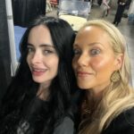 Elizabeth Berkley Instagram - Photo dump from this past weekend @fanxsaltlake —best time with you all …meeting amazing fans and colleagues who are longtime #friendsforever cc@mariolopez @mpgosselaar and some new #friends I adore and admire cc @bycarrieannemoss @alexandradaddario @manubennett @peytonlist @therealkrystenritter @skeetulrich @jaredpadalecki