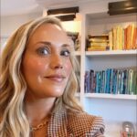 Elizabeth Berkley Instagram – All my mama friends know how Seriously obsessed I am with curating  Sky’s books and art supplies. It’s a joy for me like some people have with other aspects of home design. Here’s a tiny glimpse ❤️❤️❤️#backtoschool #child #organization #home #play #playroom