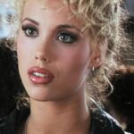 Elizabeth Berkley Instagram - Join me this Wednesday March 20 ACADEMY MUSEUM 35mm screening of SHOWGIRLS. @theacademy @academymuseum #dreamsdocometrue #magic #differentplaces #nomi #versayce 💅🏻🎥🎬🌋🙋🏼‍♀️💃🏼❤️(For Tickets link in bio)