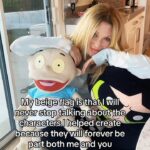 Elizabeth Daily Instagram – Or is this a green flag…? 😉🤪 #voiceactor #rugrats #Buttercup