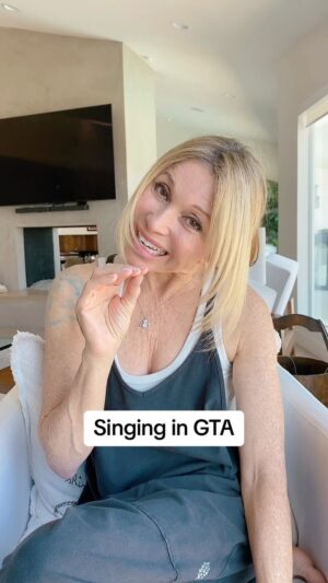 Elizabeth Daily Instagram - Loved getting to be a part of the #GrandTheftAuto world!!! 🙌😎 #voiceactor #actor #gta