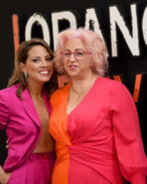 Elizabeth Rodriguez Instagram - Last night’s premiere was extra special. What a ride... @oitnb never to be duplicated. 💖🧡💖🧡#gamechanger #oinbseason7 #youaintready #orangeforever #pink #pinklady