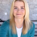 Elizabeth Smart Instagram –