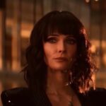 Elizabeth Tulloch Instagram – Some #behindthescenes pics from last night’s #Bizarro episode. What did everyone think? 🖤