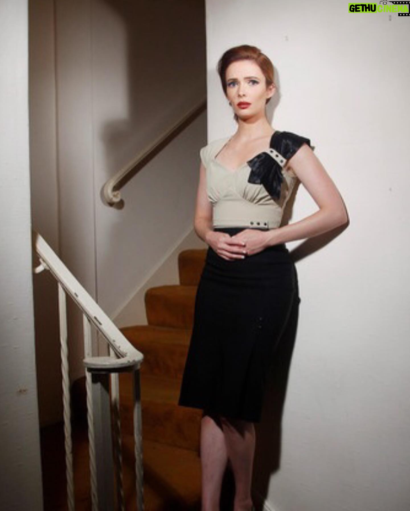 Elizabeth Tulloch Instagram - The Staircase series by my incredible photographer friend @ecarenphoto. I love period hair/makeup/wardrobe 💓#throwback #noir #elisabethcaren