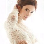 Elizabeth Tulloch Instagram – Missing my #redhead days on #Grimm
📷: @elisabeth.caren.