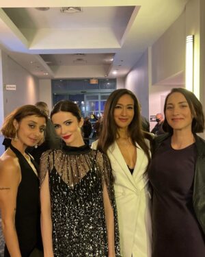Elizabeth Tulloch Instagram - Some #behindthescenes from @saturnawards Sunday night. 
Dress: @aliceandolivia by @staceybendet 
Heels: @toryburch 
Makeup: @andremakeup 
Hair: @hellohairbear 
Skin: @theskingirls @vancouvermedicalaesthetician 
Bestie: @realbreeturner
It was such a wild night of weather!!! But incredible awards show, thank you @saturnawards!! Christopher Nolan, Keanu Reeves, Jodie Foster, James Cameron, Kevin Feige, Emily Blunt etc etc - I was fangirling everywhere. I LOVE being a part of a genre show (again - love you #Grimm fans!). Best and most loyal and smartest fans ever. Thank you so much for coming out in a major storm and I apologize to everyone who I didn’t get to in the autograph line - bc of the weather I was late to the awards and was being rushed inside. 

💓💓🥰