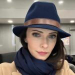 Elizabeth Tulloch Instagram - How lucky am I, to have been able to inhabit this woman’s bones, and brain, and heart, for the last 6 years, 4 of which were on #supermanandlois. Lois Lane has been an icon for as long as Superman has because of her fierceness, her work ethic, her determination, her playfulness, her commitment to finding the truth no matter the cost. Thank you to our creator Todd Helbing, co-showrunner Brent Fletcher, all of our writers and producers and post-production team, our incredible VFX department. Thank you @gberlanti and Sarah Schechter @50shadesofgabay and everyone else at Berlanti Productions, everyone at DC Comics, @cdflix @baptv10, Lisa Lewis and everyone else at @warnerbrostv , Mark Pedowitz and @thecw, and to our phenomenal casting director @davidrapaport for telling everyone “This is your Lois” and to @jessicaqueller and @rrtvwriter for seeing and believing it. Thank you @iansamoildirector and everyone else in the production office. And to our on-set crew: #SupermanAndLois was a big, beautiful, epic show and it wouldn’t have happened without each and every one of you. Thank you thank you thank you. I already miss you all so much. Thank you to our wonderfully amazing cast - but mostly to @tylerhoechlin. My Superman. I am so grateful for your talent, your work ethic, and your commitment to making me laugh. I wish the best of luck to @jamesgunn and the rest of his cast and crew, and especially to @rachelbrosnahan - I’m sure you will be a wonderful Lois and I can’t wait to see what you do with the role. Have so much fun - I know I did. I’ll be grateful til the day I die that I had these few years to wake up every day and be Lois. Lane. 💜