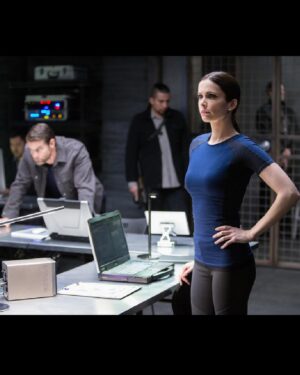 Elizabeth Tulloch Instagram - #flashbackfriday #grimm @grimmpeacock @nbc