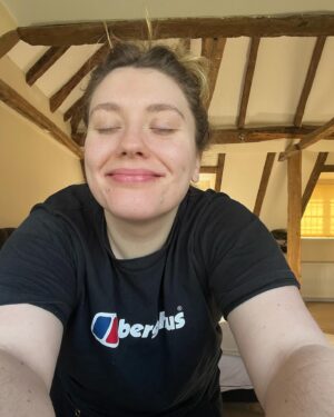 Ella Henderson Instagram - The 37474828 sides of me 🙃 … it’s ok to not have your s*** together most of the time 👀🥰 x E x