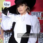 Ella Henderson Instagram - What a night 🥰🙏🏼🎵 @brits … f**king get me to a @kylieminogue concert pronto!!!!!!! #Icon