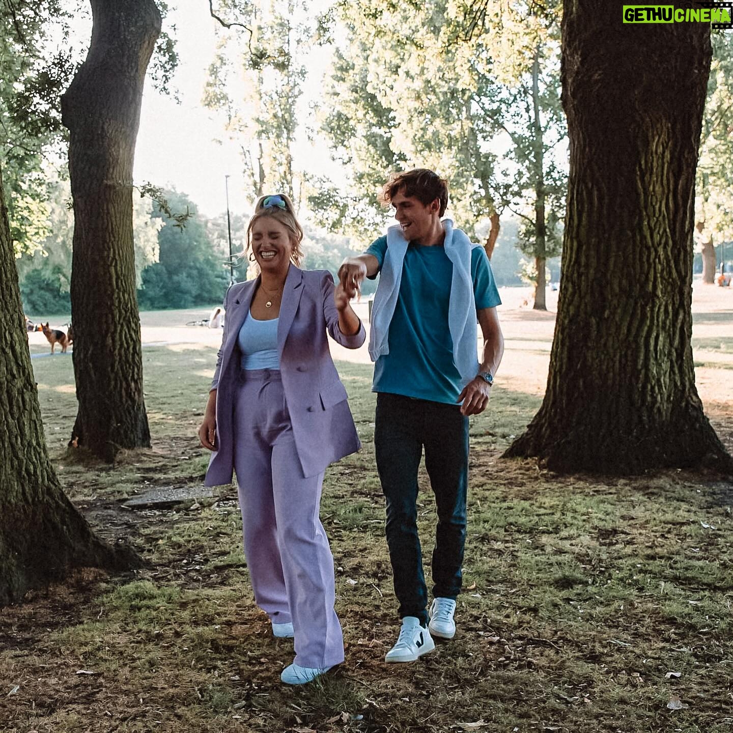 Ella Henderson - 10.5K Likes - To My Valentine… 💌 I’m so happy to have found my person 🙃 … May I forever dance through life with you & all its adventures 💃🏼 💍 👰🏼♀️🤵🏽… @jackrexburnell xx. Els
📸 by @freddieardley