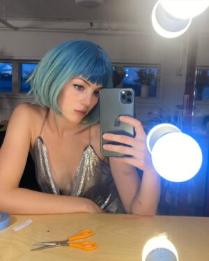 Ella Hunt Instagram - the time of my fucking life. 
thank you to everyone who came. doing Closer was acting crack. i felt high the whole time. 💜 
(and now i’m on a huge comedown missing my closer family terribly, hence this lovely cheesy dump)