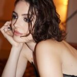 Ella Hunt Instagram - came to paris for 14hrs, ate frogs legs, took a romantic walk along the seine, lived out my basic instagirl-posing-on-a-parisian-terrace dreams. and felt deliriously happy about all of it. thank u @zadigetvoltaire ❤️‍🔥