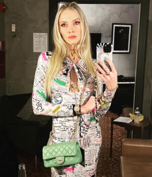 Elle Evans Instagram - @muse rocked the big apple last night! Hope you enjoyed the show 🤘