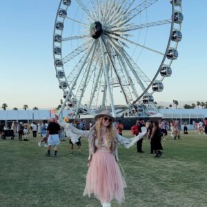 Elle Evans Instagram - Coachella is always full of surprises! This year we went in easy chill mode, wholesome family style & saw only a few of our favorite acts & favorite friends & enjoyed every moment! Thankful for my smokin hot headliner of a husband for one last frolic on my favorite playground before our next baby is born 🤍 None of this would have been possible without our network of crew & connections & we are so grateful to you all!! You know who you are 🌈🎡🏜️🤘 (swipe to the end for a bit of the bedtime wholesomeness) #coachella
