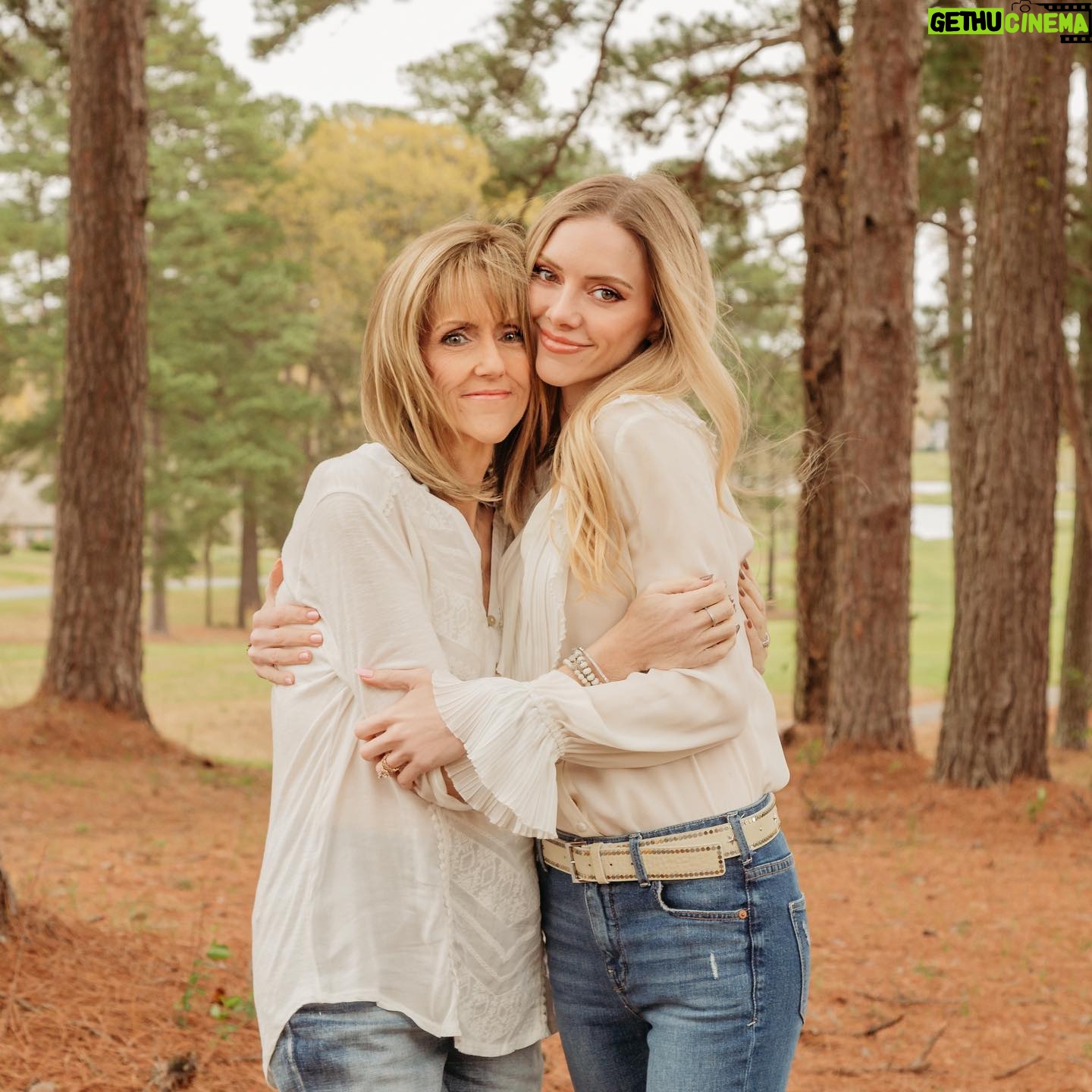 Elle Evans - 13.3K Likes - 🌻Julie Cecille Conly 💛
🌜May 12, 1964 - April 20, 2023🌛
Today would’ve been my beautiful Mother’s 59th birthday. She was truly a divine light, a rockstar in her own right. She lit up any room she walked into, was the life of the party, & never met a stranger. To know her was to love her! She always knew how to make someone smile & would bend over backwards to help anyone in need. The last 7 years of her life were full of hard times but she never let that dull her sparkle. She bravely fought her cancer with a smile on her face & hope in her heart. She was beside my step dad every single day as he endured a traumatic brain injury & saved his life on multiple occasions. She was the best Mother to me imaginable, always encouraging me & supporting my dreams even if those dreams took me far away from her. Her grandkids brought her so much joy & she spoiled them rotten! I will always remember her laugh, & how incredibly special it was for her shining sunflower soul to ascend into the heavens during the solar eclipse. I love you so much Mommy, you’re always in my heart 💛🌻