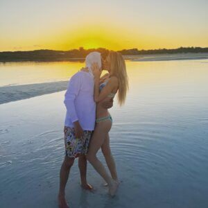 Elle Evans Instagram - 🎈 Happy Birthday to my absolute legend husband! My brilliantly talented, multi faceted, multi hyphenate husband! My how did I get so lucky, still pinching myself, dream come true of a husband! Every day with you is a new adventure and I’m still so excited to spend the rest of our lives together! You’ve been so supportive and patient with me in my toughest times lately and I’m eternally grateful to have a partner as thoughtful, caring, and gentle-hearted as YOU! Love you beyond infinity my angel ❤️‍🔥❤️‍🔥❤️‍🔥❤️‍🔥❤️‍🔥