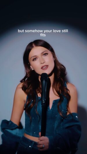 Elle Winter Instagram - If you can relate, my new song “Standing in Front of You” is yours in 2 days !!💔💔

#reels #explore #discover #newmusic  #music #singer #singersongwriter #pop #popmusic #originalsong #originalmusic #relatable #emotional #powerful #viral #pov #heartbreak #breakup #ex #time #love #taylorswift #songwriter