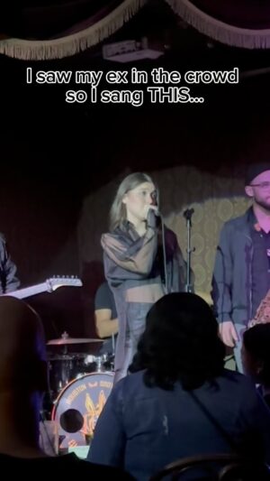 Elle Winter Instagram - I can’t believe I did this… 🤭🤭

If you need a break up anthem you have to hear my song “Yeah, No”!! 

#reels #explore #discover #newmusic  #music #singer #singersongwriter #pop #popmusic #originalsong #originalmusic #relatable #artist #live #show #ex #breakup #yeahno #powerful #viral #omg #crazy
