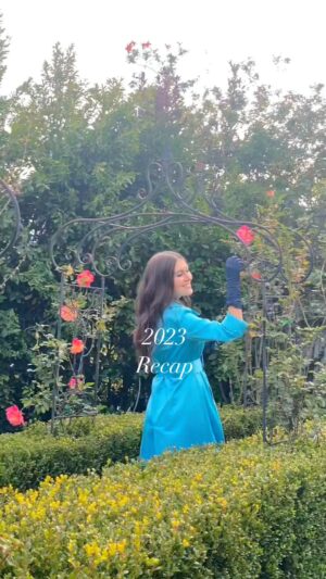 Elle Winter Instagram - What an amazing year🥹 thank you to everyone who made it so special. I can’t wait for 2024 and to share all this new music with youuu 🤍 so many exciting things ahead ! Wishing you all a happy and healthy new year 🫶🏻🎊

#reels #explore #discover #newyear #2023 #2024 #2023recap #yearinreview #recap